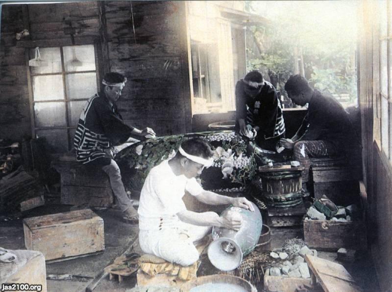 陶磁器（明治28年頃）▷輸出向けの大型陶器の製造 | ジャパンアーカイブズ - Japan Archives