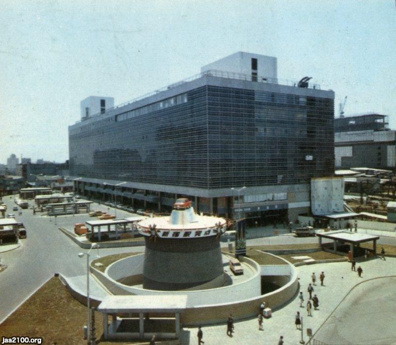 東京（昭和39年）▷新宿駅（新宿ステーションビル）の竣工 | ジャパンアーカイブズ - Japan Archives