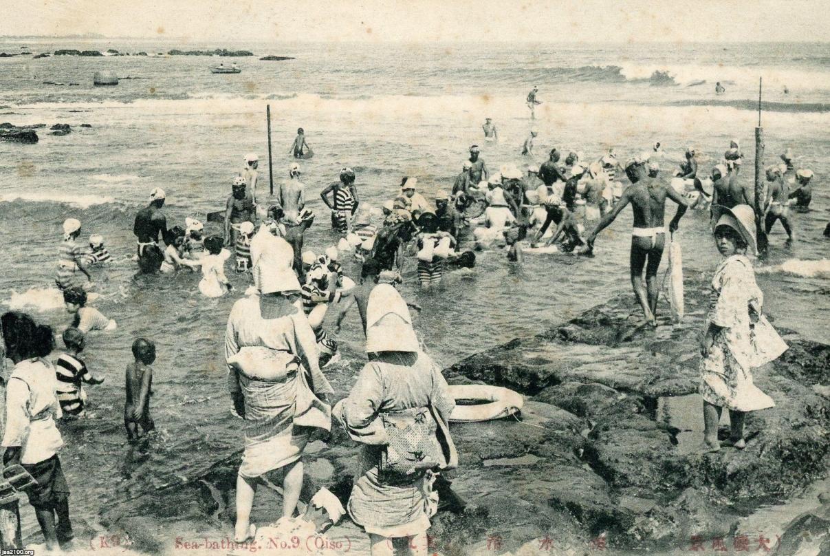 大磯町（明治43年）▷大磯海岸の海水浴 | ジャパンアーカイブズ - Japan Archives