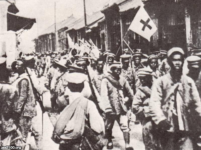 日中(昭和2年)▷日本軍と交戦後に済南から撤兵する中国革命軍 日中(昭和2年)▷日本軍と交戦後に済南から撤兵する中国革命軍