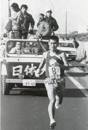 プロ野球（昭和49年）▷ロッテオリオンズの監督・金田正一